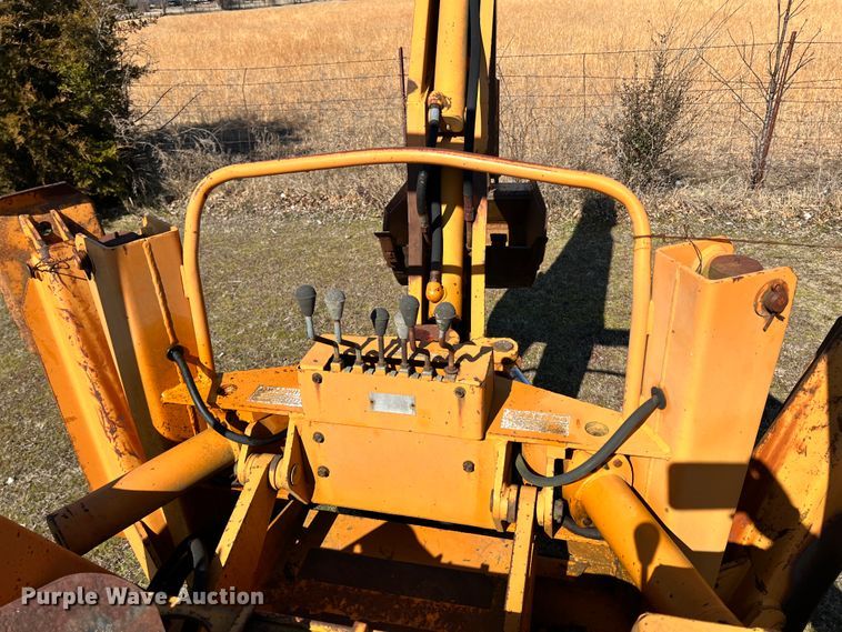 image for item ID9729 1979 Case DH7  trencher