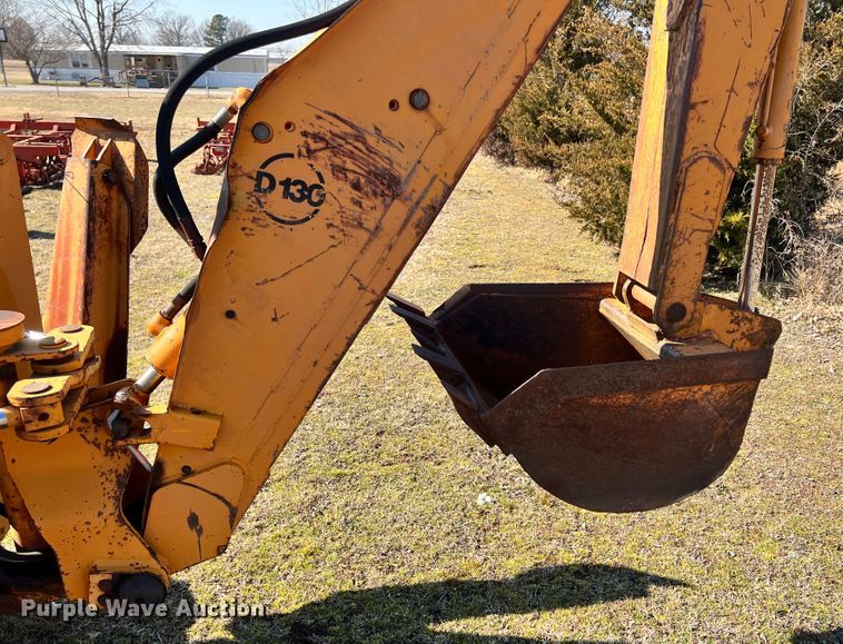 image for item ID9729 1979 Case DH7  trencher