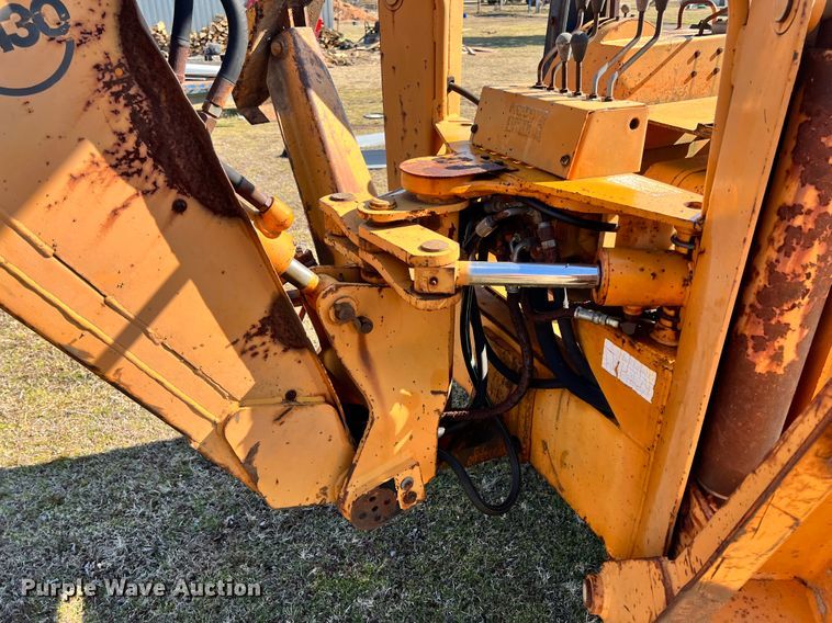 image for item ID9729 1979 Case DH7  trencher