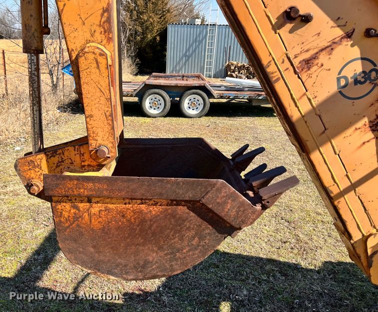 image for item ID9729 1979 Case DH7  trencher