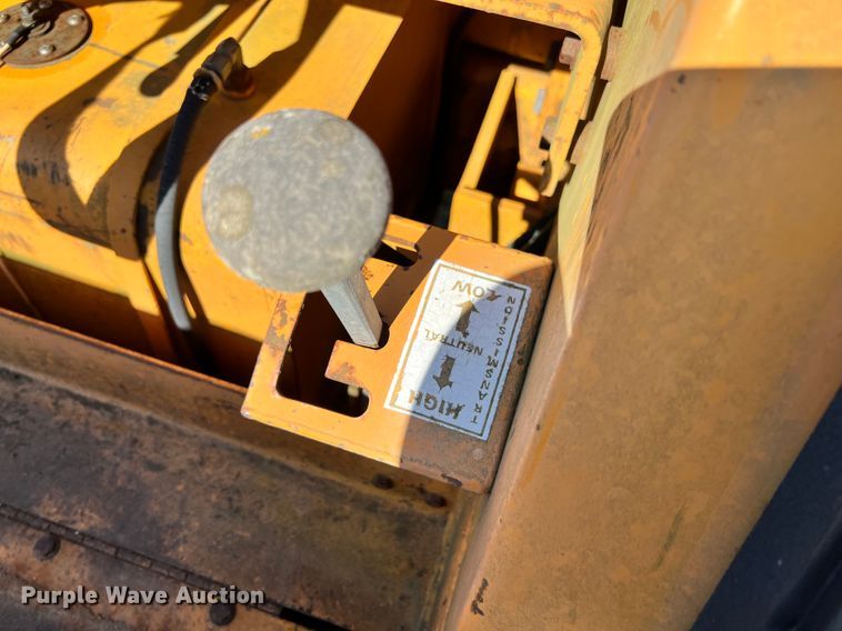 image for item ID9729 1979 Case DH7  trencher