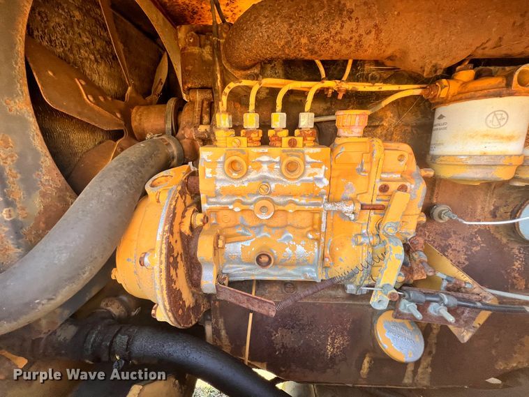 image for item ID9729 1979 Case DH7  trencher