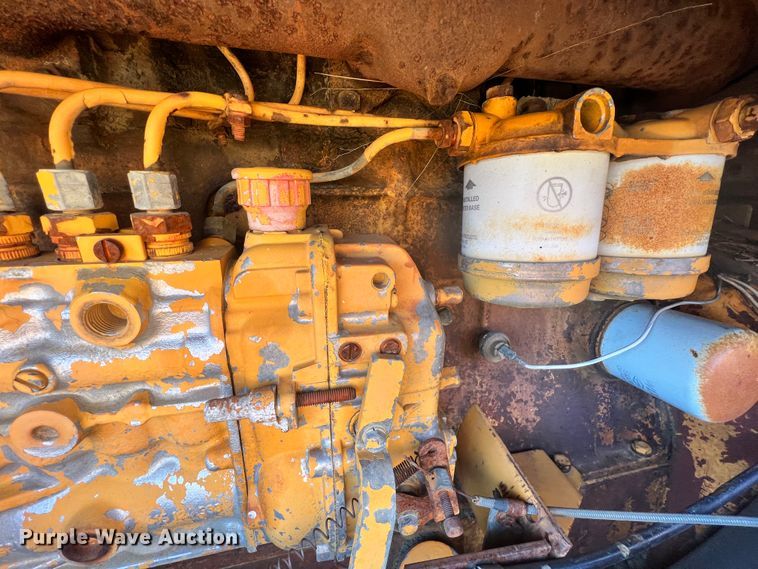 image for item ID9729 1979 Case DH7  trencher