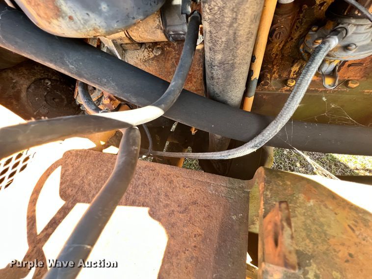 image for item ID9729 1979 Case DH7  trencher