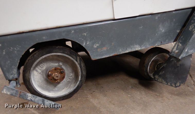 image for item IE9639 Merit 60066EXDF4  concrete saw