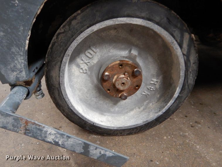 image for item IE9639 Merit 60066EXDF4  concrete saw