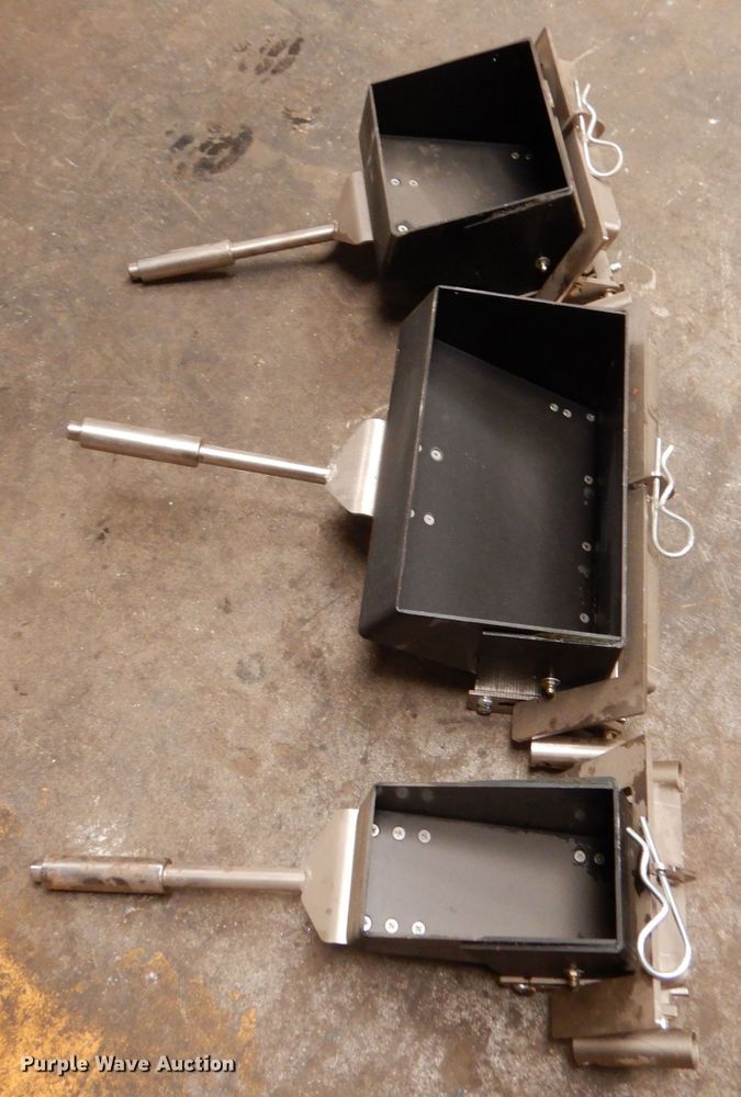 image for item IE9640 Graco ThermoLazer 257500  thermoplastic line striping system