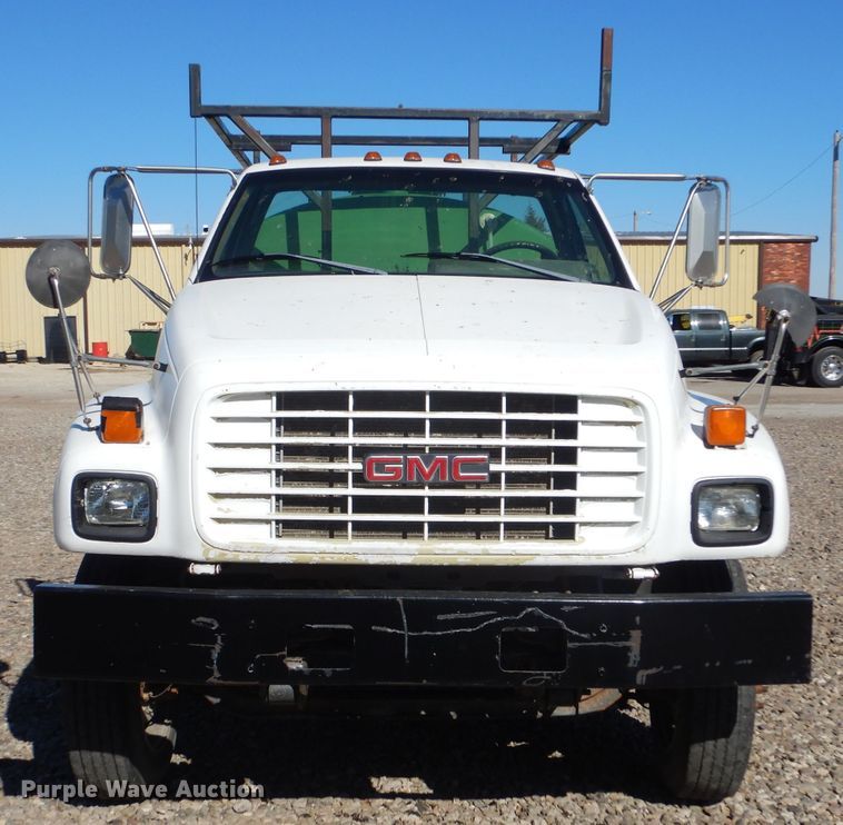 image for item IE9644 1998 GMC C7500  water truck