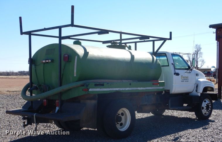 image for item IE9644 1998 GMC C7500  water truck