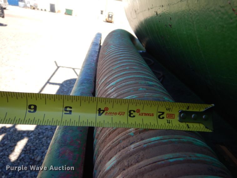 image for item IE9644 1998 GMC C7500  water truck