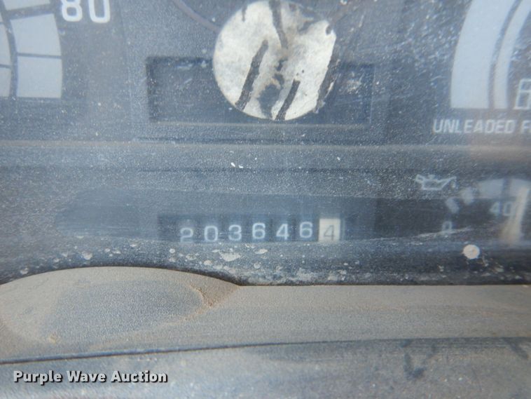 image for item IE9644 1998 GMC C7500  water truck