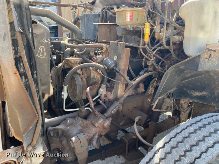 image for item IG9713 1984 Ford F800  dump flatbed truck