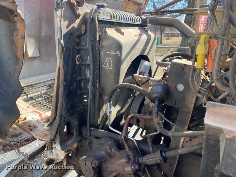 image for item IG9713 1984 Ford F800  dump flatbed truck