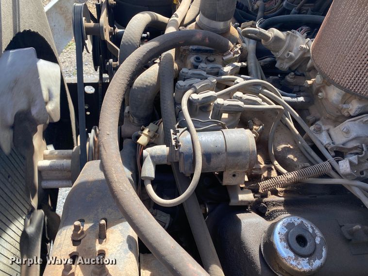 image for item IG9713 1984 Ford F800  dump flatbed truck