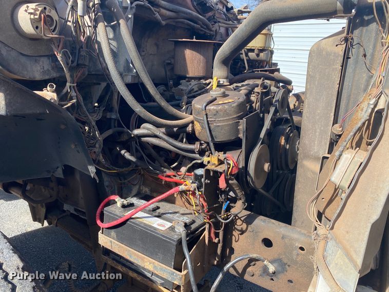 image for item IG9713 1984 Ford F800  dump flatbed truck