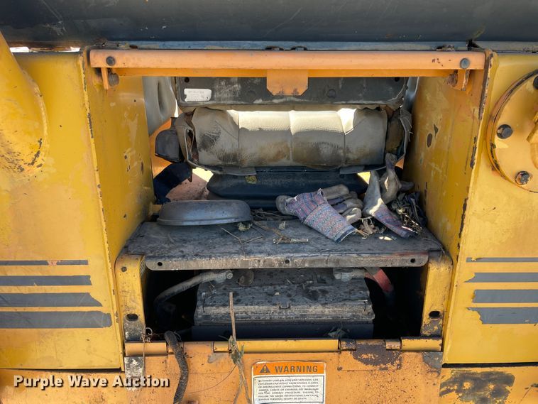 image for item II9481 Case 550G  dozer