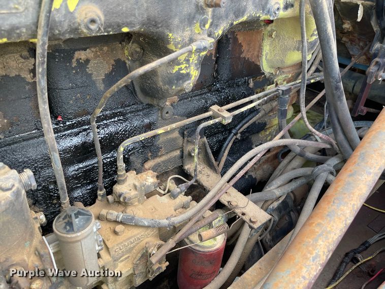 image for item IJ9719 1978 Autocar DC10364B  winch truck