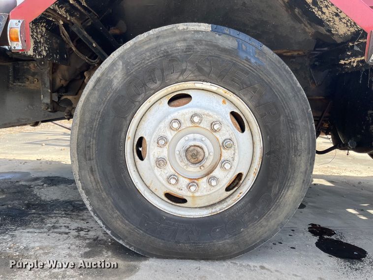 image for item IJ9719 1978 Autocar DC10364B  winch truck