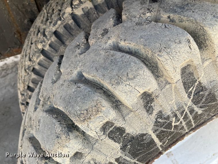 image for item IJ9719 1978 Autocar DC10364B  winch truck