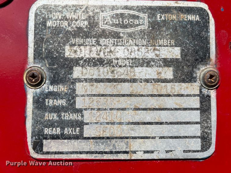 image for item IJ9719 1978 Autocar DC10364B  winch truck