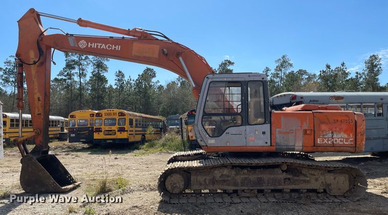 image for item IJ9720 1992 Hitachi EX200LC-2  excavator
