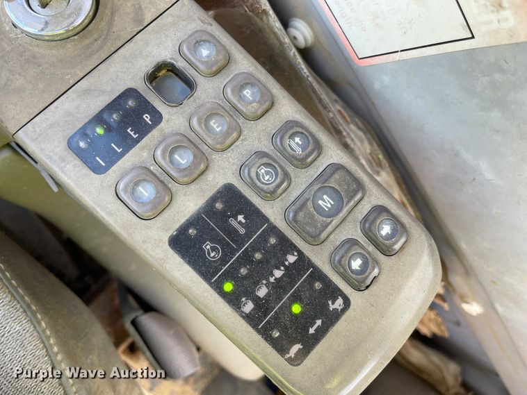 image for item IJ9720 1992 Hitachi EX200LC-2  excavator