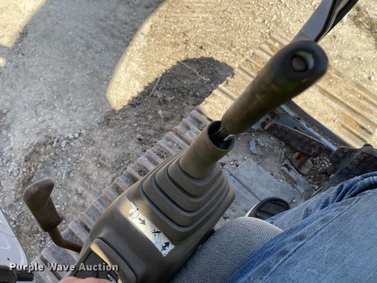 image for item IJ9720 1992 Hitachi EX200LC-2  excavator