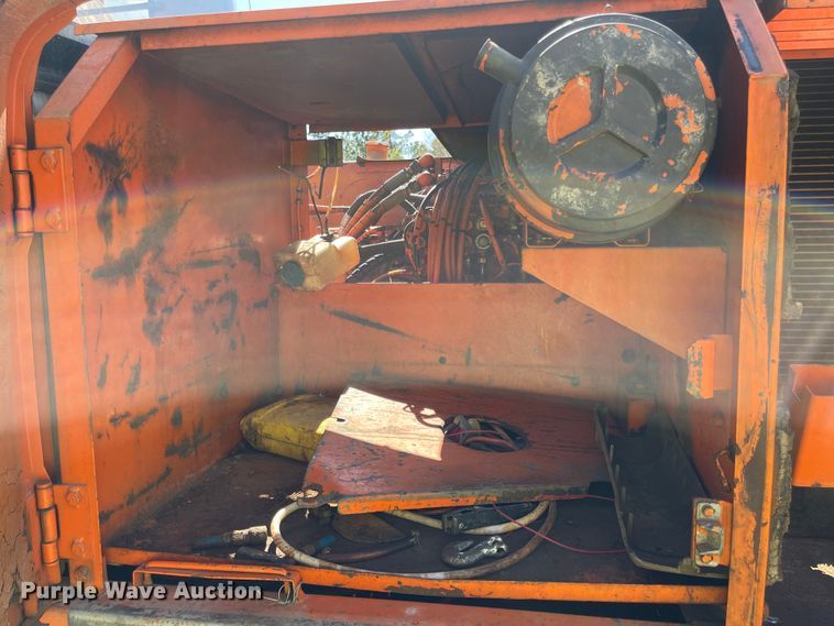 image for item IJ9720 1992 Hitachi EX200LC-2  excavator