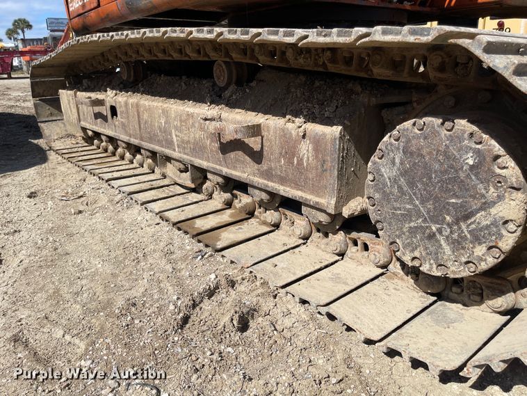 image for item IJ9720 1992 Hitachi EX200LC-2  excavator