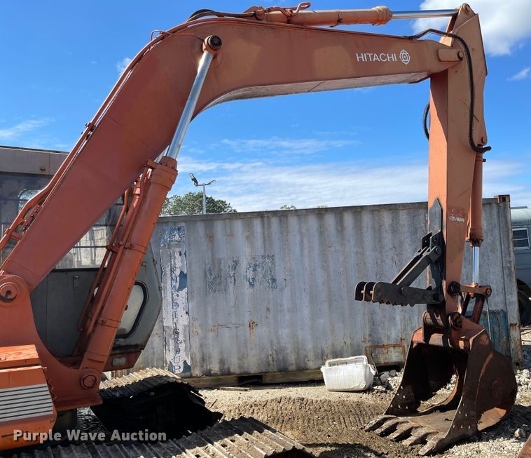 image for item IJ9721 1990 Hitachi EX150  excavator