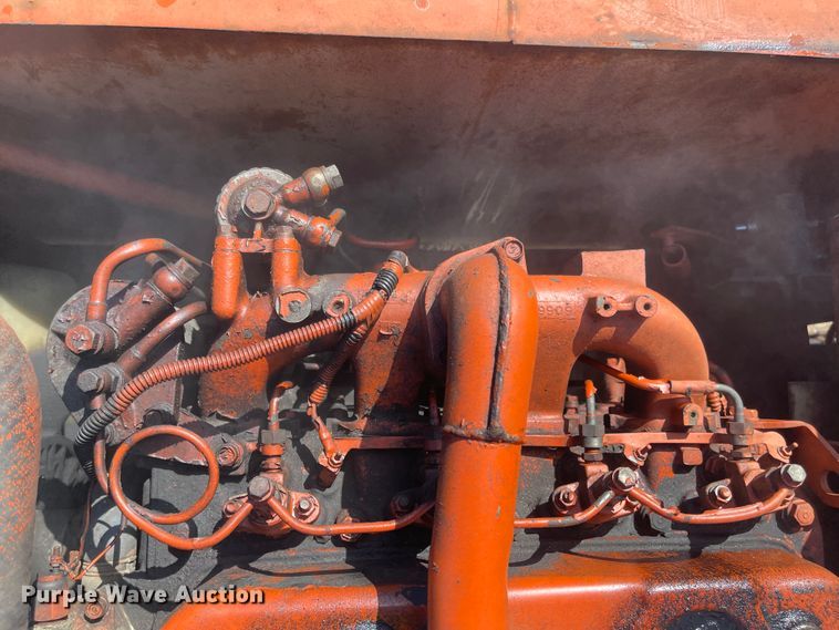 image for item IJ9721 1990 Hitachi EX150  excavator