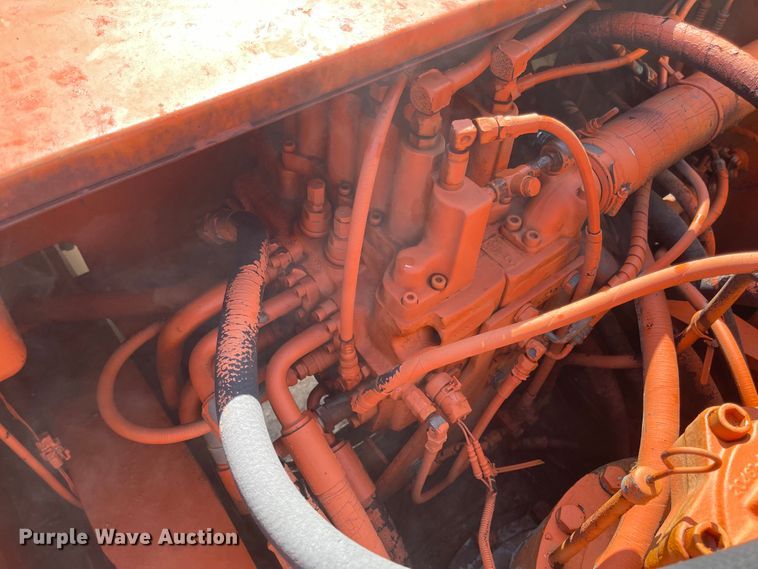 image for item IJ9721 1990 Hitachi EX150  excavator