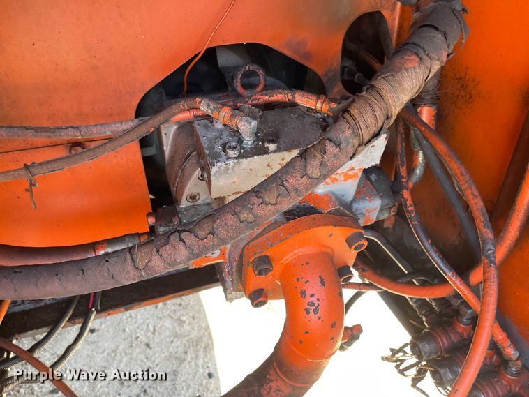 image for item IJ9721 1990 Hitachi EX150  excavator