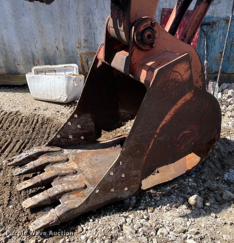 image for item IJ9721 1990 Hitachi EX150  excavator