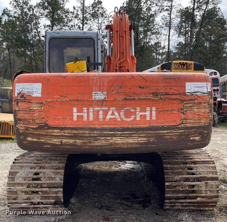 image for item IJ9722 2000 Hitachi EX160LC-5  excavator