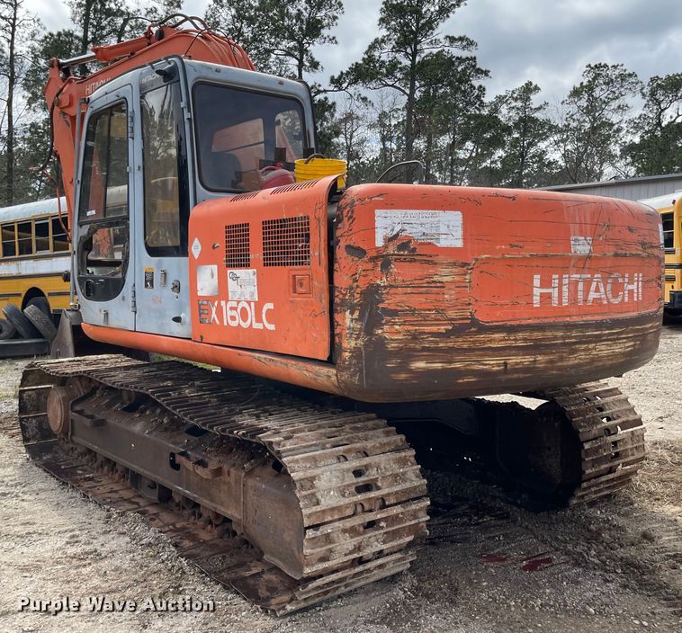 image for item IJ9722 2000 Hitachi EX160LC-5  excavator