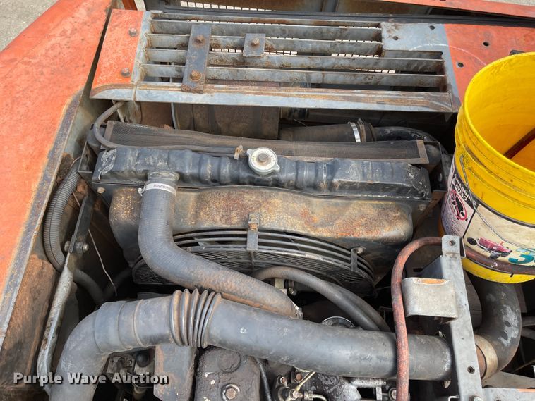 image for item IJ9722 2000 Hitachi EX160LC-5  excavator