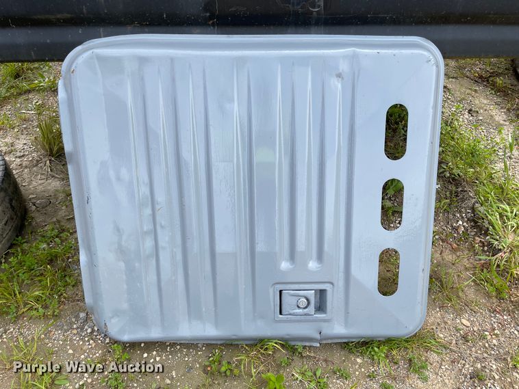 image for item IJ9722 2000 Hitachi EX160LC-5  excavator