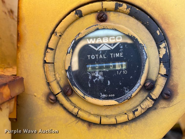 image for item IJ9731 Wabco D  elevating scraper