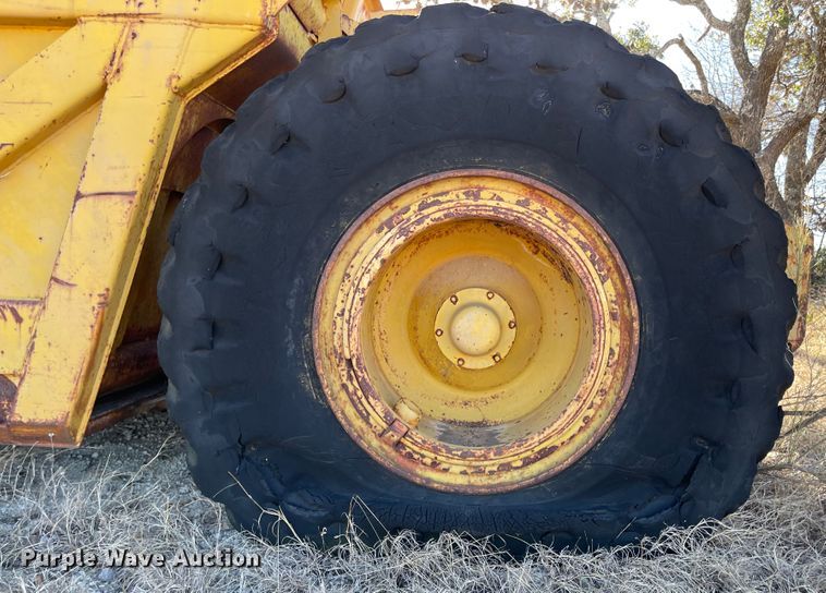 image for item IJ9731 Wabco D  elevating scraper