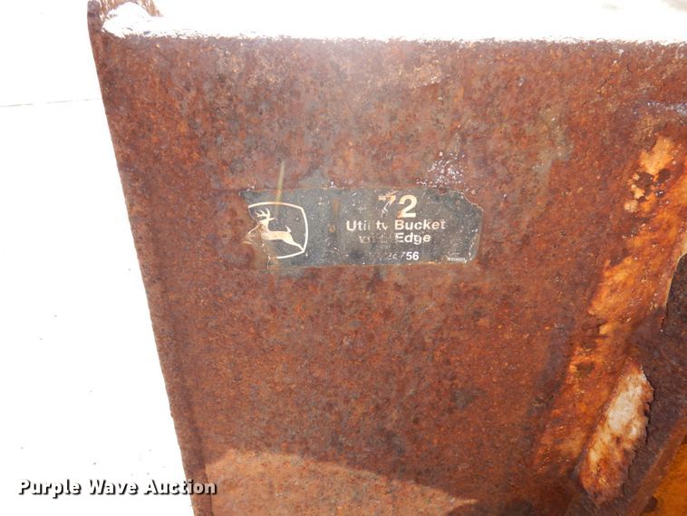 image for item IM9785 2004 John Deere 250 Series II  skid steer loader