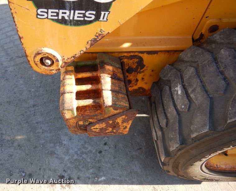 image for item IM9785 2004 John Deere 250 Series II  skid steer loader