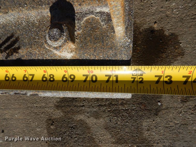 image for item IM9785 2004 John Deere 250 Series II  skid steer loader