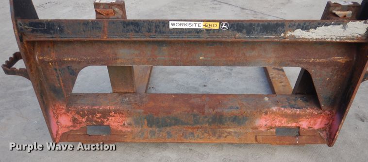 image for item IM9788 John Deere Worksite Pro 48" L skid steer forks