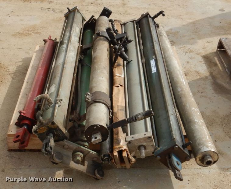 image for item IM9790 (8) Pneumatic cylinders