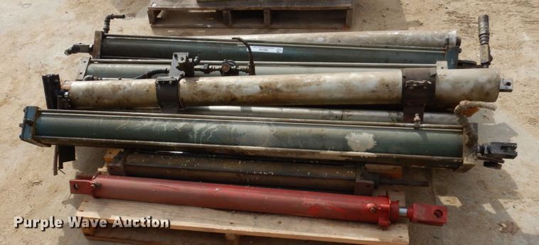 image for item IM9790 (8) Pneumatic cylinders