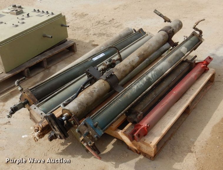 image for item IM9790 (8) Pneumatic cylinders