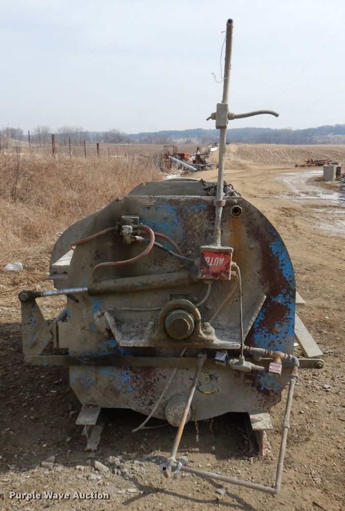 image for item IM9793 Mixer Systems 30 Open Gear Mixer  cement mixer