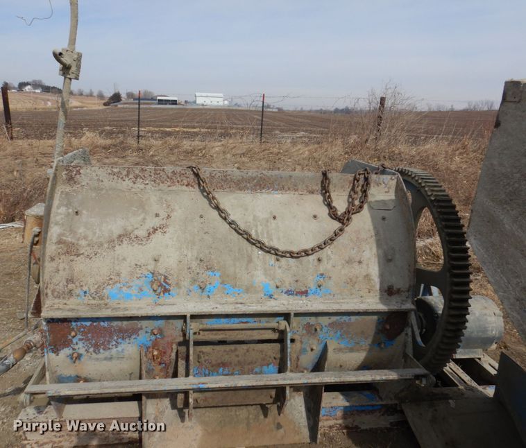 image for item IM9793 Mixer Systems 30 Open Gear Mixer  cement mixer