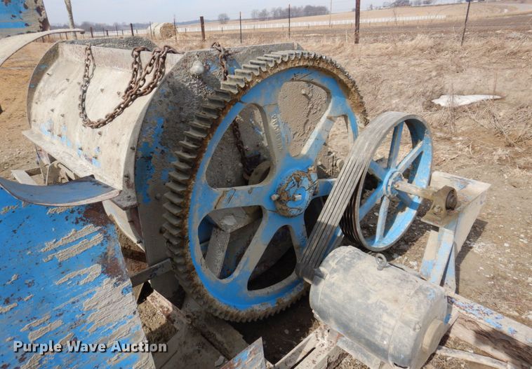 image for item IM9793 Mixer Systems 30 Open Gear Mixer  cement mixer